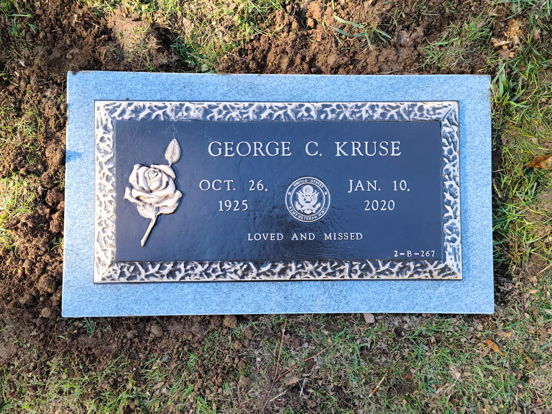 Bronze Bronze Plaque hand-carved by Headstone Plaque Guide in NJ — image 3